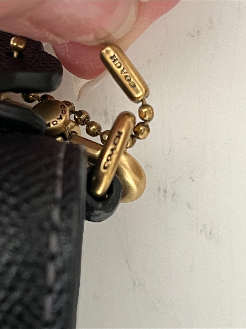 Coach Black Leather shoulder with Gold Chain Accent - Picture 12 of 13